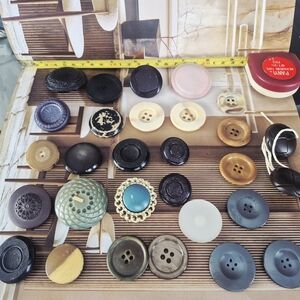 Collection Of Vintage Large Srwing Garment Unique Buttons